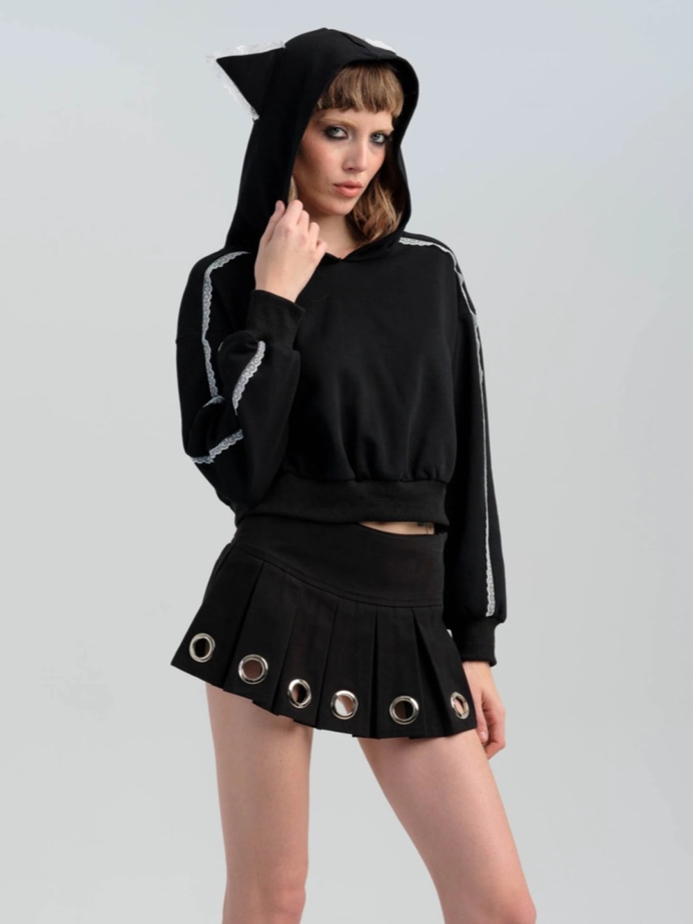 Pretty Damage Black Sweatshirt With Lace Details And Cat Ears